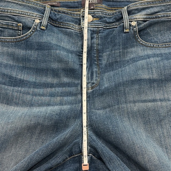 NEW NYDJ Marilyn Straight Jeans Cuffed Ankle Size 16 - Picture 8 of 9